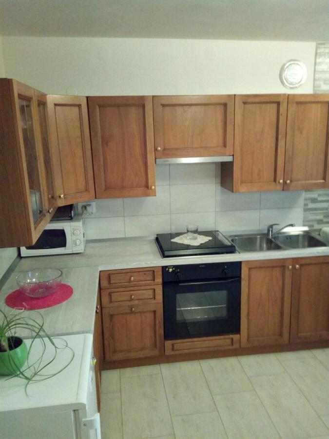 Apartment Nadija Брсеч Екстер'єр фото